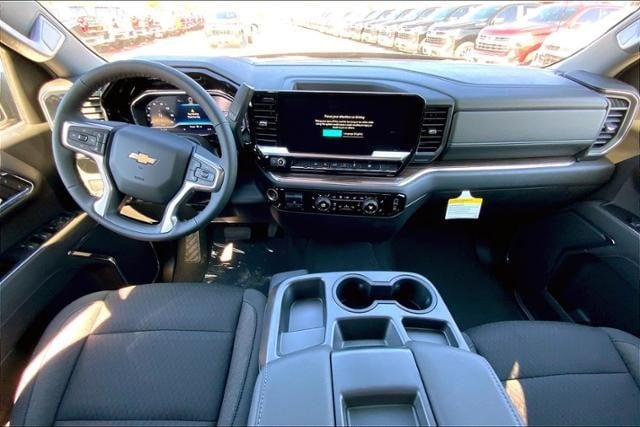 2023 Chevrolet Silverado 1500 LT - Photo 6