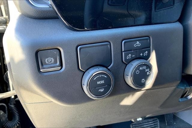 2023 Chevrolet Silverado 1500 LT - Photo 19