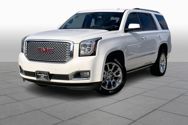 2017 GMC Yukon Denali's photo