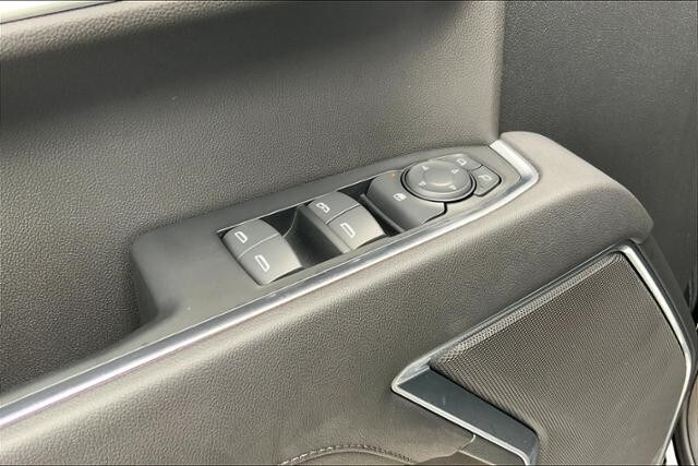 2023 Chevrolet Silverado 1500 LT - Photo 18