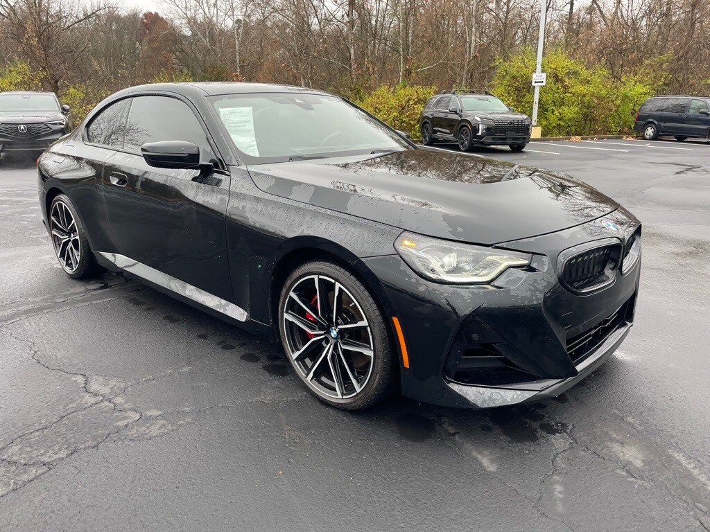 2024 Bmw 230i xDrive Coupe photo 3