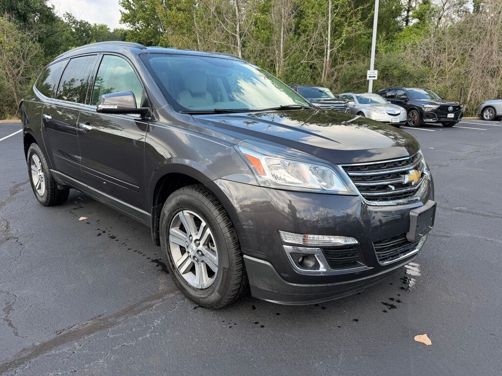 Used 2016 Chevrolet Traverse LT w/2LT SUV