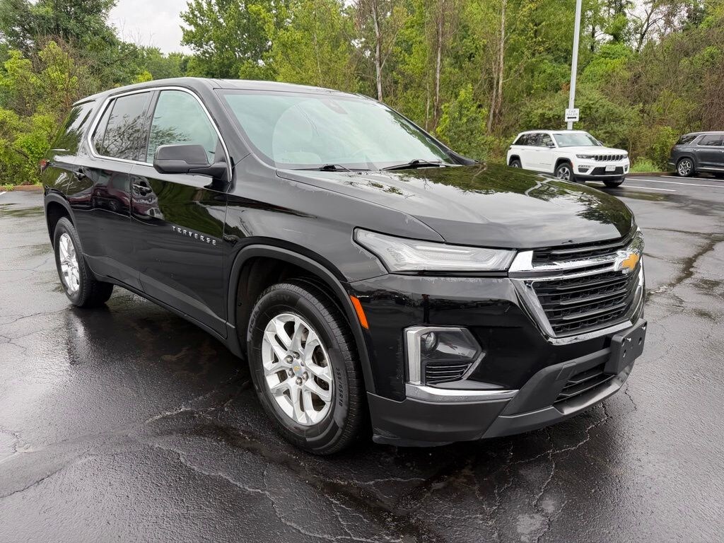 Used 2023 Chevrolet Traverse LS w/1LS SUV