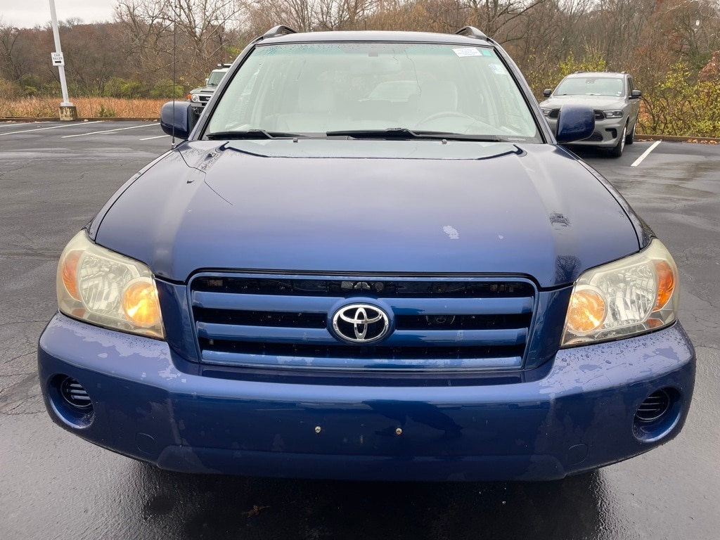 Used 2004 Toyota Highlander Base with VIN JTEGD21A240092798 for sale in Ballwin, MO