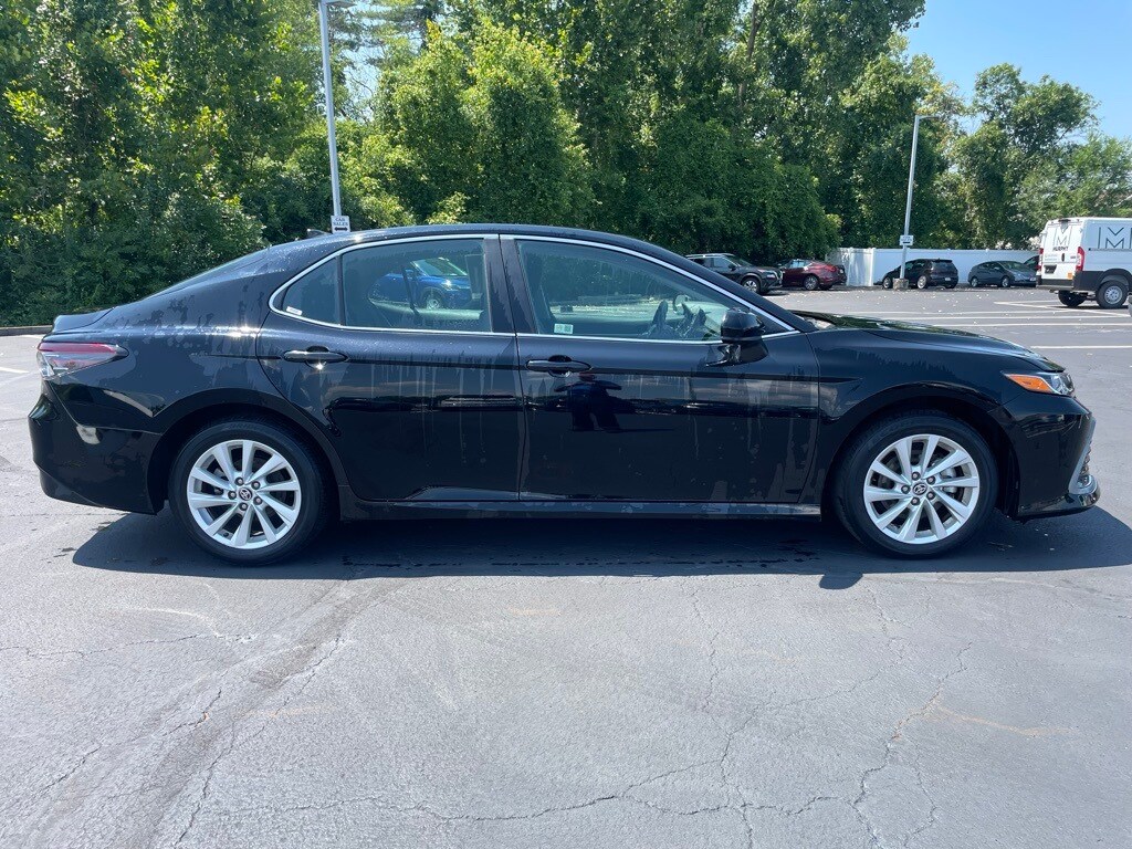 2024 Toyota Camry LE photo 2
