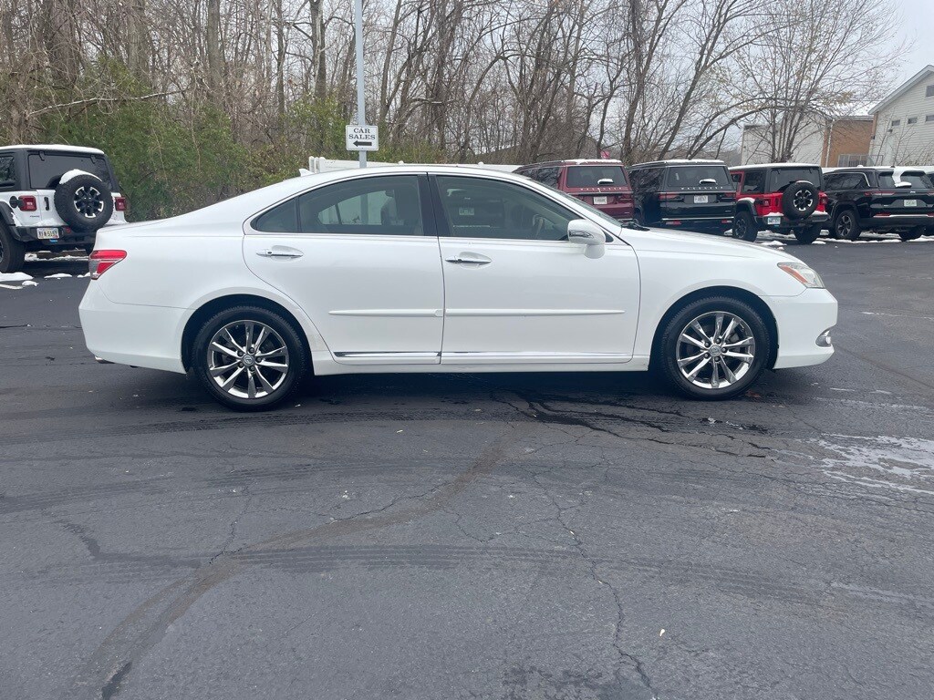 2012 Lexus ES 350 photo 4