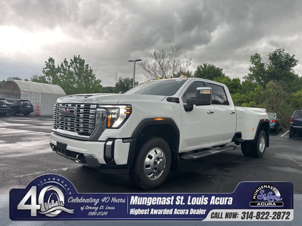 2025 GMC Sierra 4WD Crew Cab Long Box DRW Denali's photo