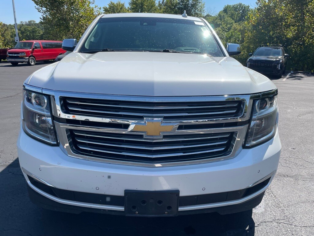 2017 Chevrolet Tahoe Premier photo 2