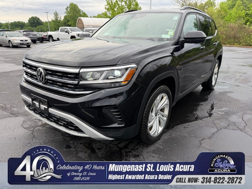 2021 Volkswagen Atlas 3.6L SE w/Tech 4MOTION's photo