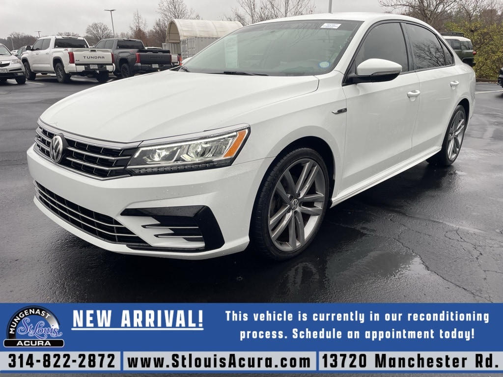 Used 2018 Volkswagen Passat 2.0T R-Line Sedan
