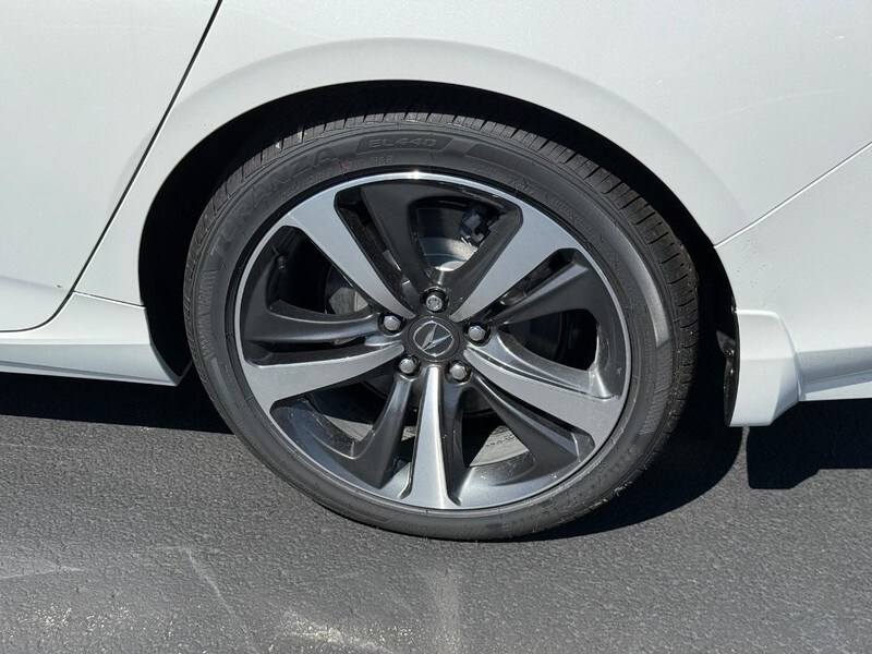 2025 Acura TLX Technology photo 3