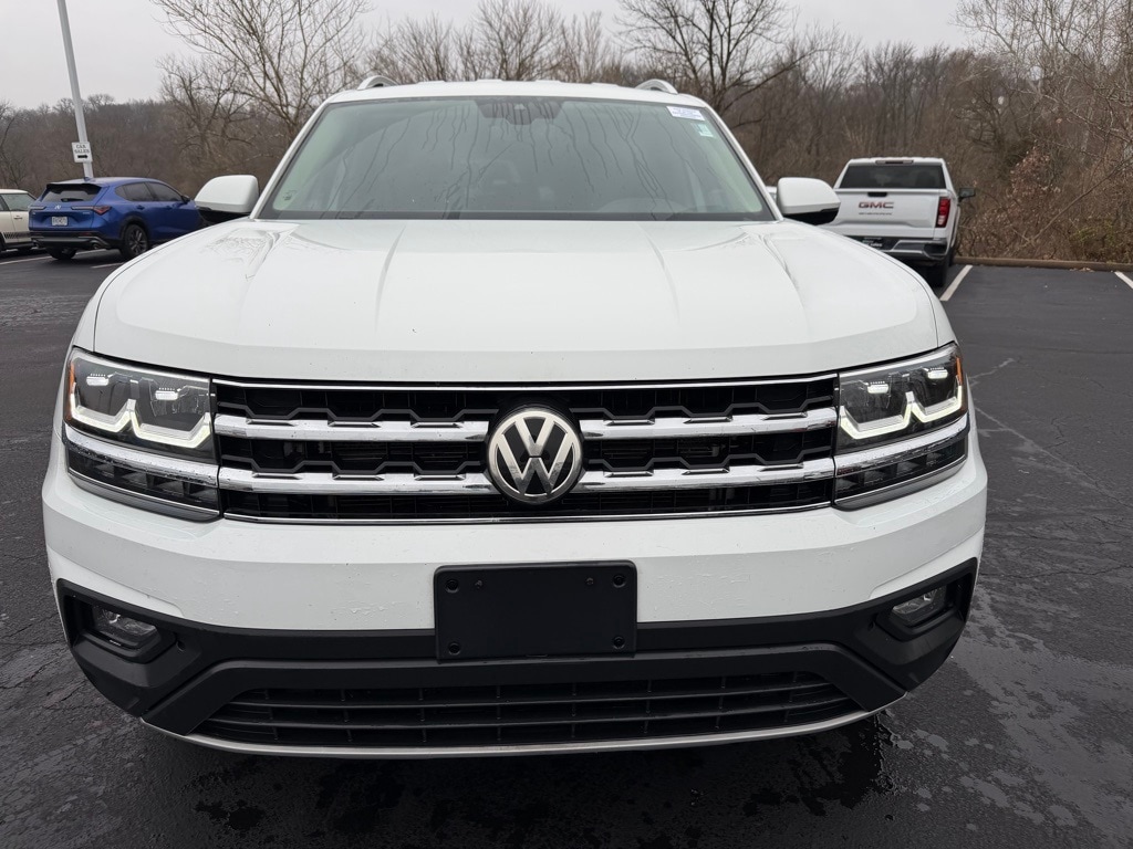 Used 2018 Volkswagen Atlas SE w/Tech with VIN 1V2LR2CA8JC549320 for sale in Ballwin, MO