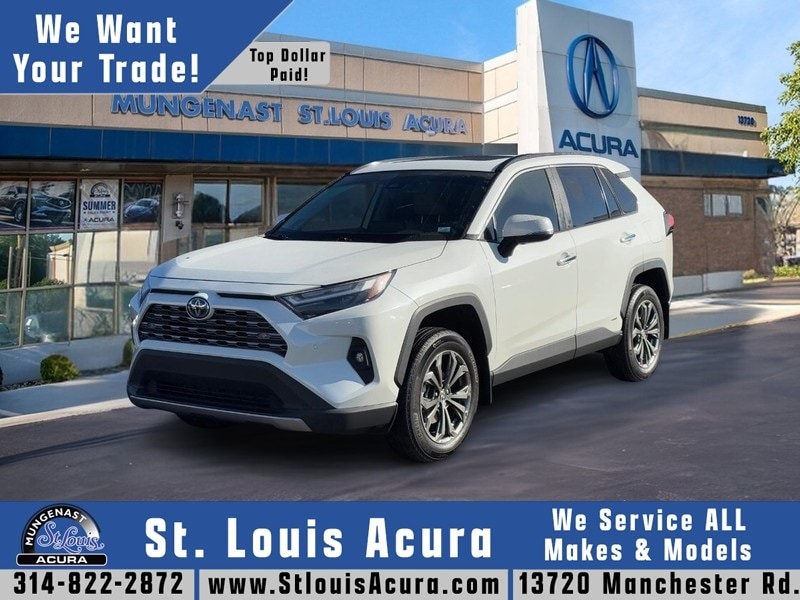 2022 Toyota RAV4 Limited's photo