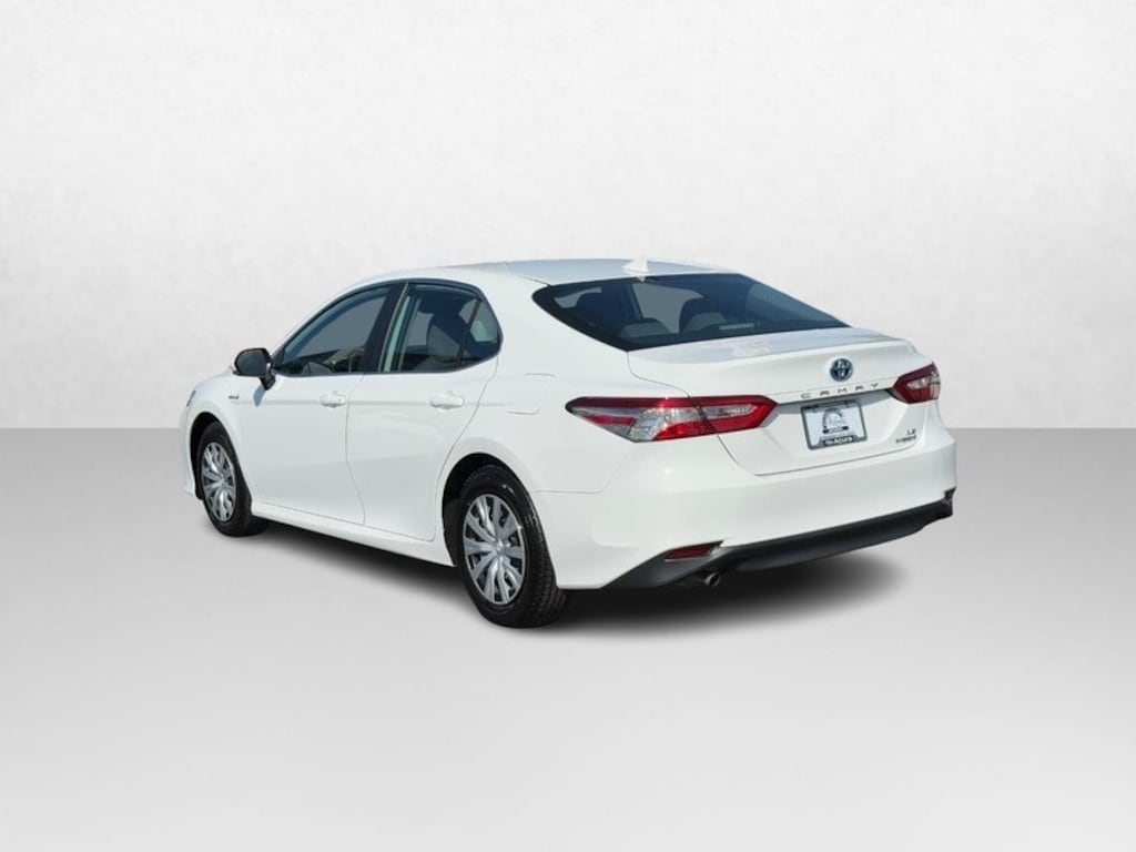 Used 2020 Toyota Camry Hybrid LE Sedan