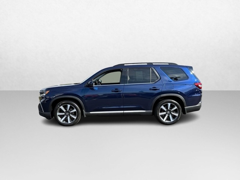 2024 Honda Pilot Touring photo 2