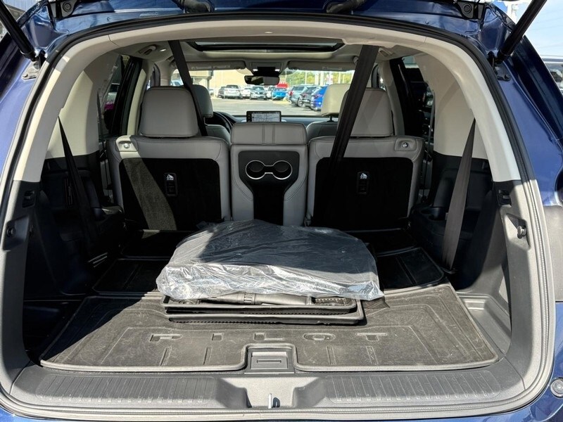 2024 Honda Pilot Touring photo 4