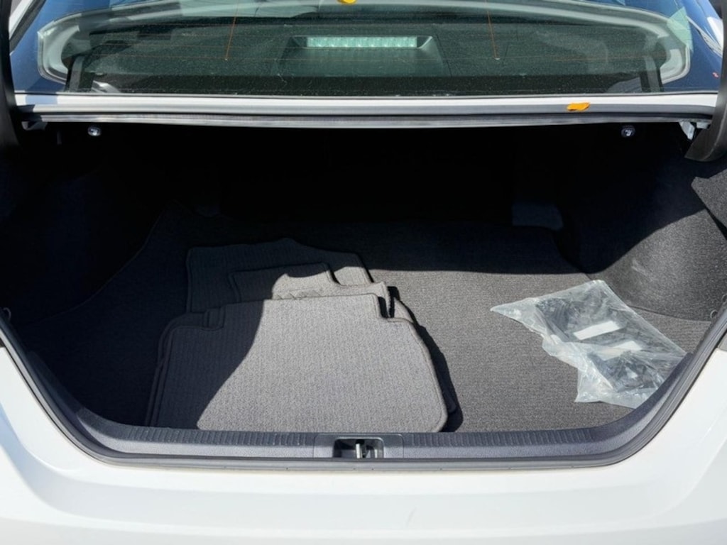 Used 2020 Toyota Camry Hybrid LE Sedan