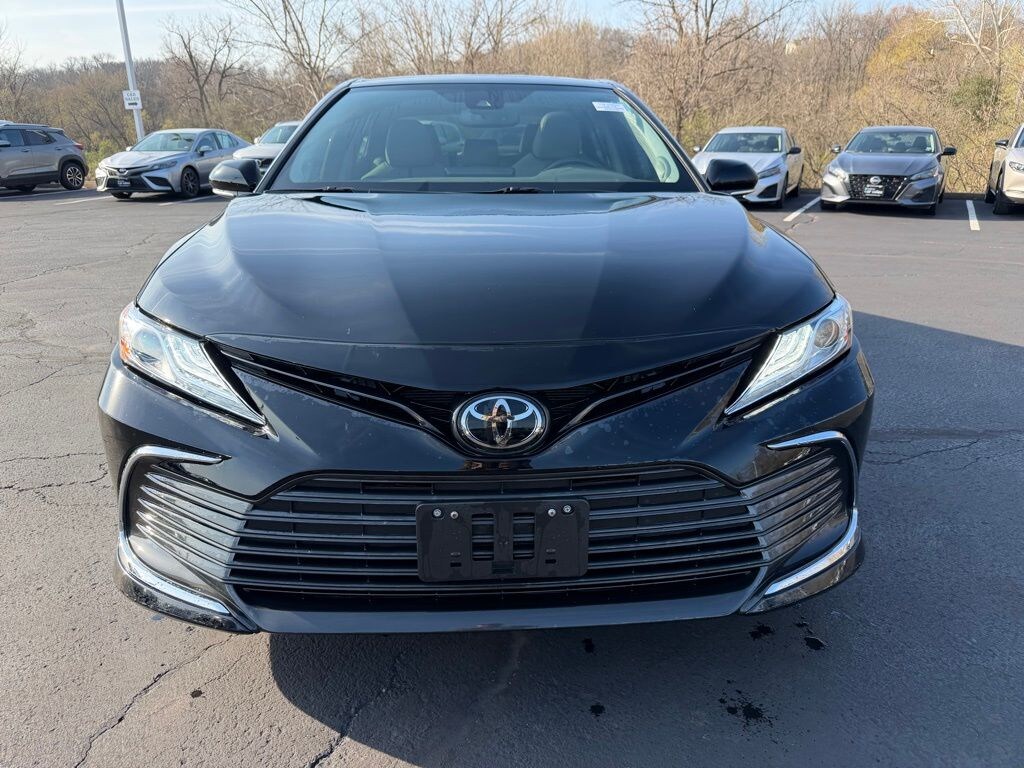 Used 2022 Toyota Camry XLE Sedan