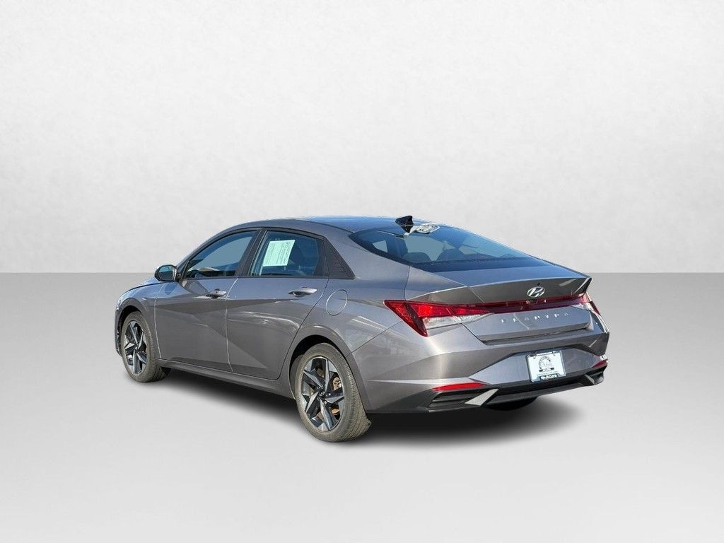 Used 2023 Hyundai Elantra SEL Sedan