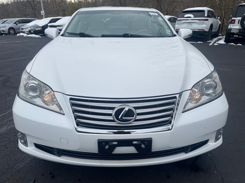2012 Lexus ES 350 photo 2