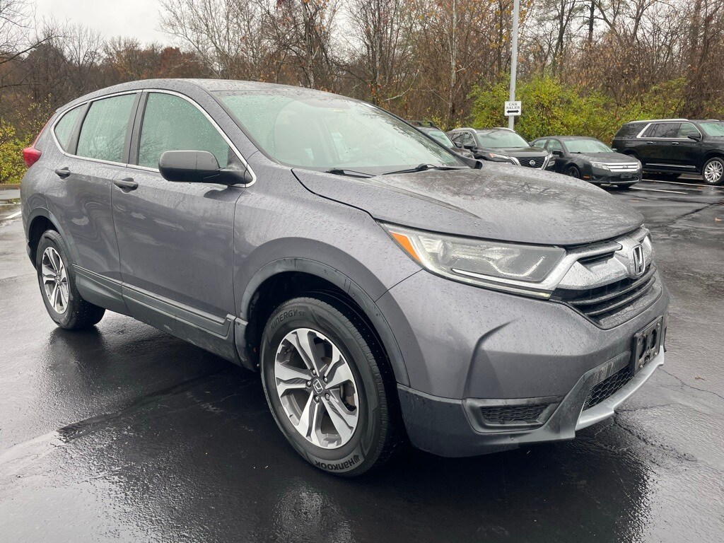 2017 Honda CR-V LX photo 3