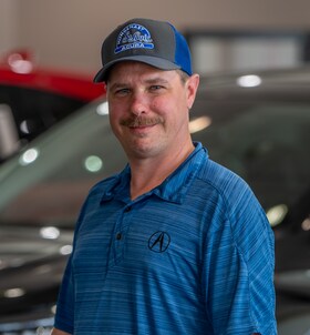 Staff member Brandon Powers from ID_843455