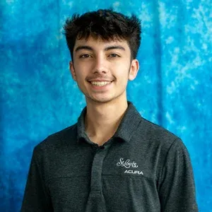 Staff member Alec Nguyen from ID_fdc0c0