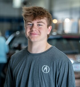 Staff member Jacob Arnold from ID_3838d5