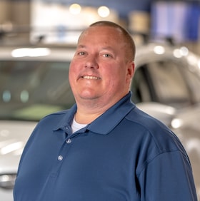 Staff member John Luedloff from ID_fdc0c0