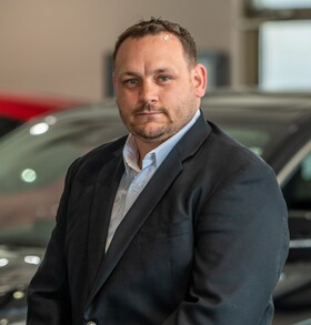 Staff member Scotty Gray from ID_843455