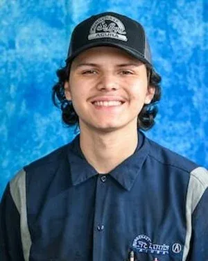 Staff member Gabriel Olivares from ID_fdc0c0