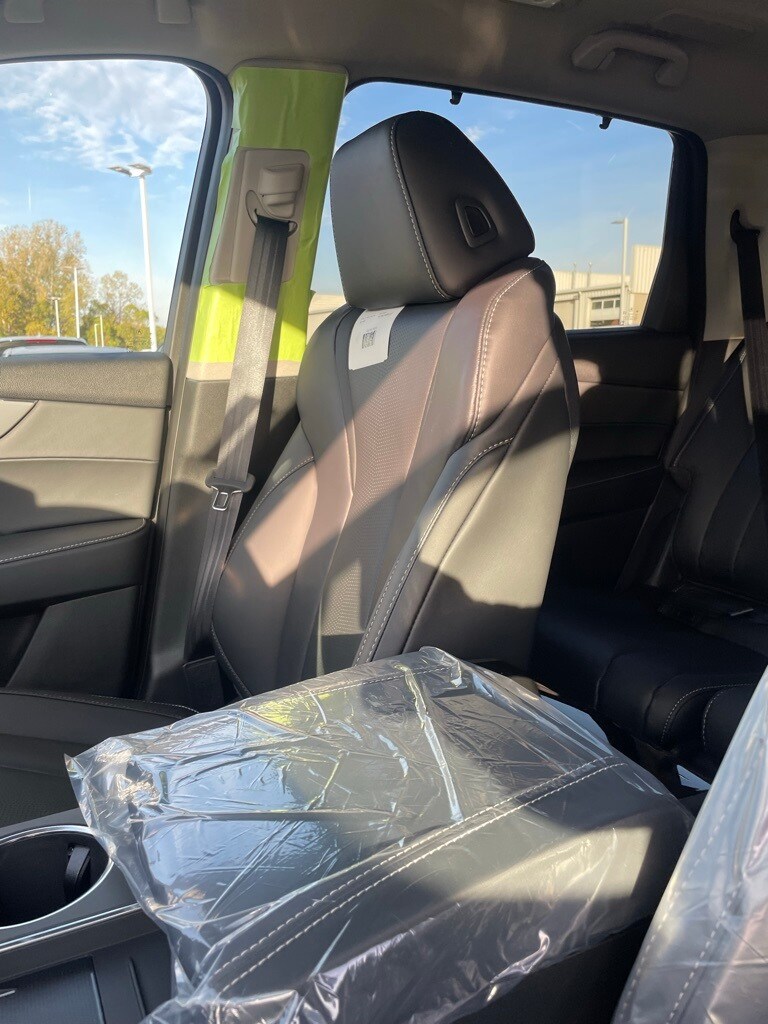 2026 Acura MDX SH-AWD Technology photo 2