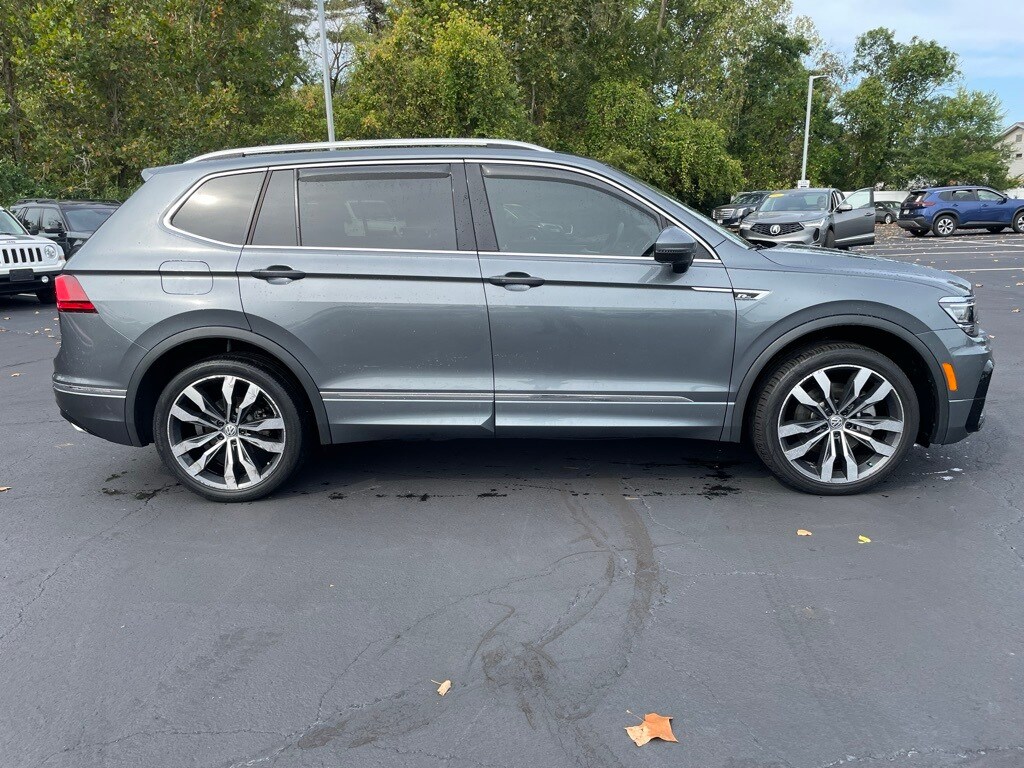 2019 Volkswagen Tiguan SEL Premium photo 4