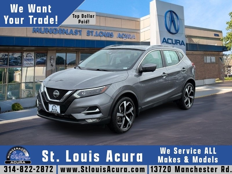 2021 Nissan Rogue Sport SL's photo
