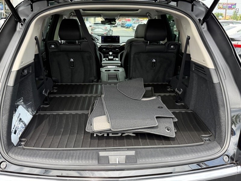 2025 Acura MDX Base photo 3