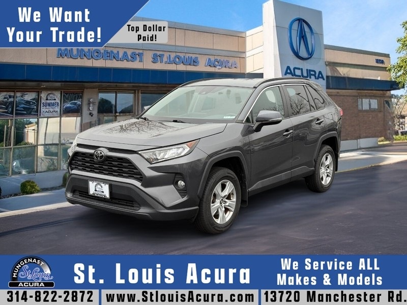 2021 Toyota RAV4 XLE's photo