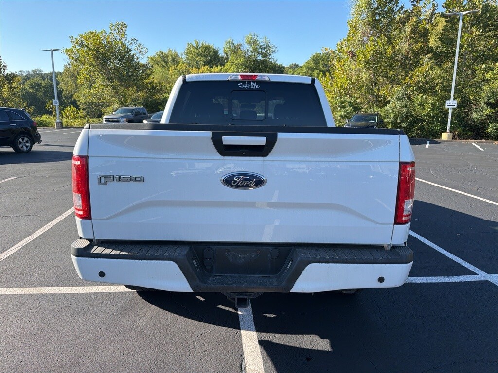 2017 Ford F-150 XLT photo 3