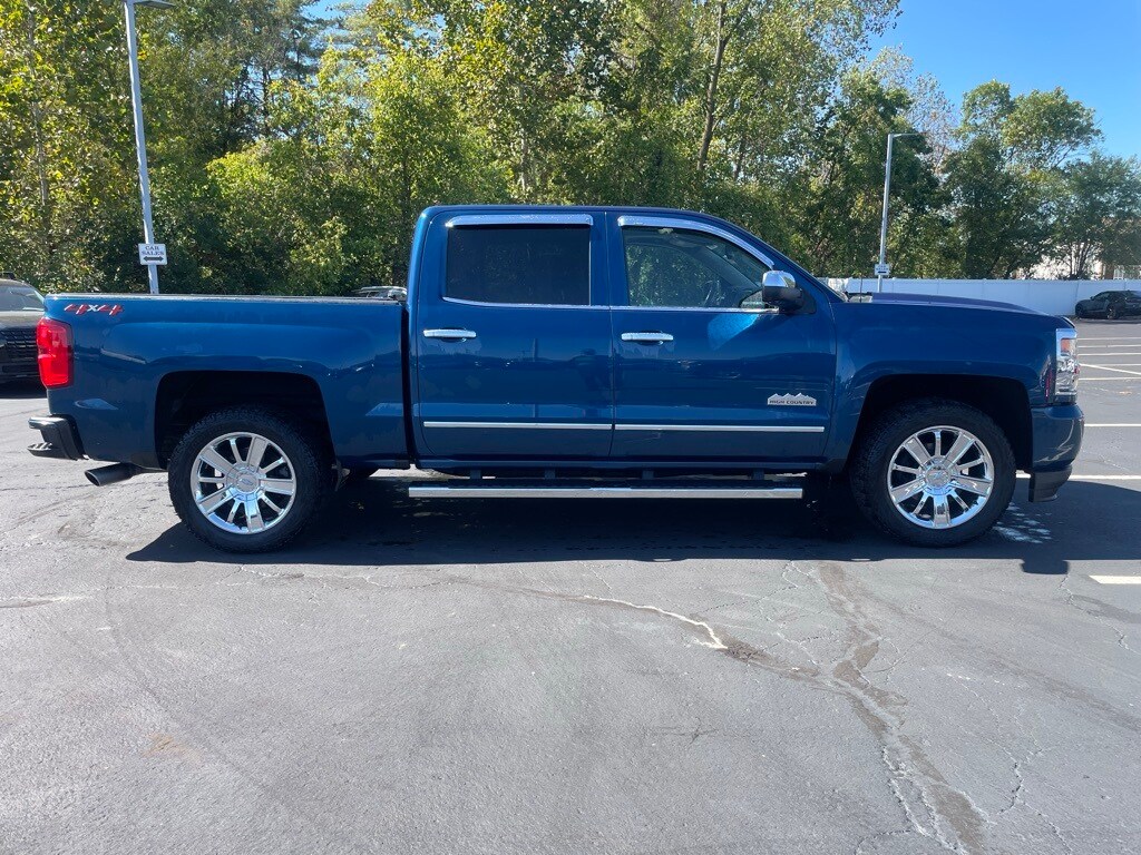 2018 Chevrolet Silverado 1500 High Country photo 4
