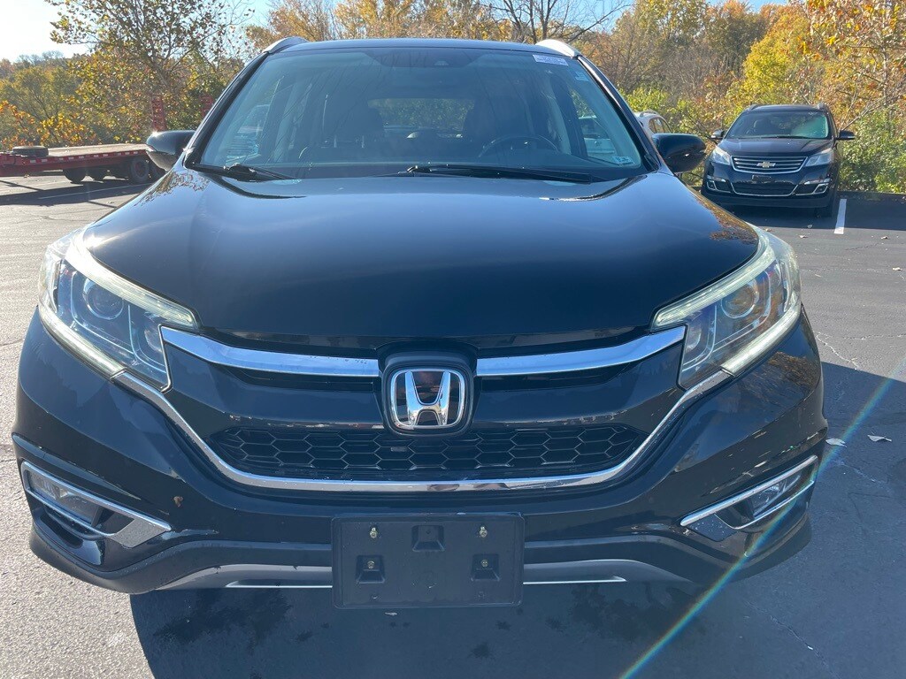 2015 Honda CR-V Touring photo 2