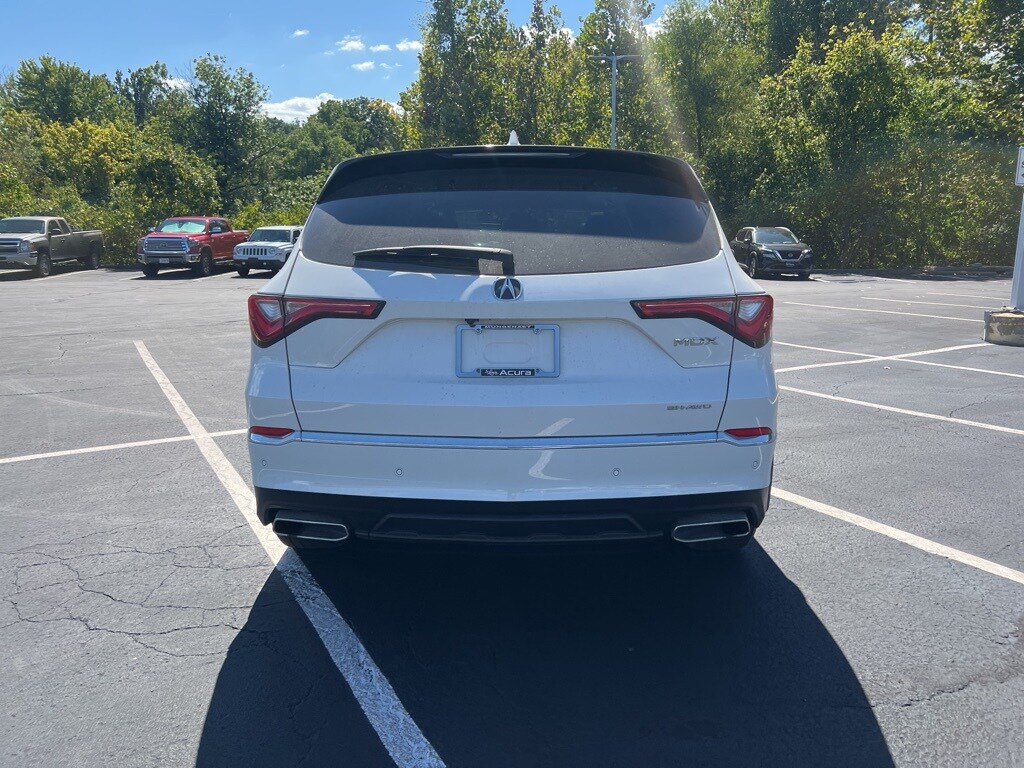 2023 Acura MDX SH-AWD Technology photo 4