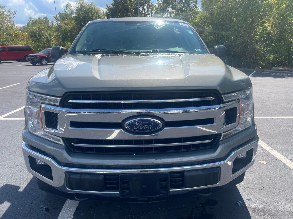 2019 Ford F-150 XLT photo 2