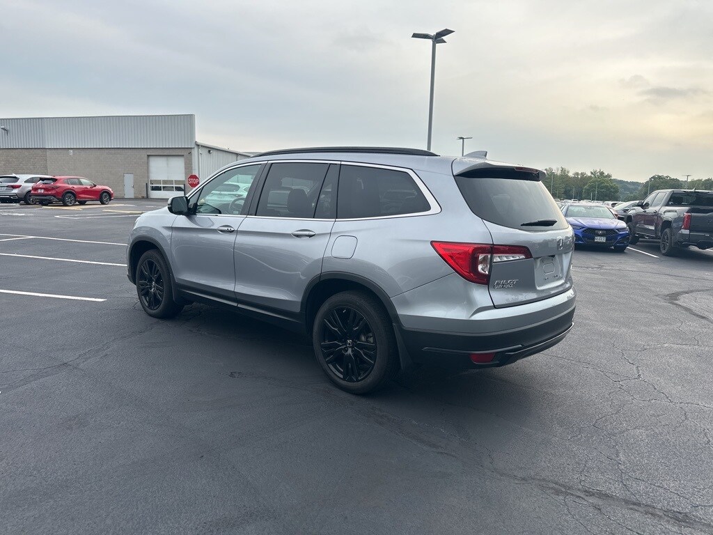 2022 Honda Pilot Special Edition photo 3