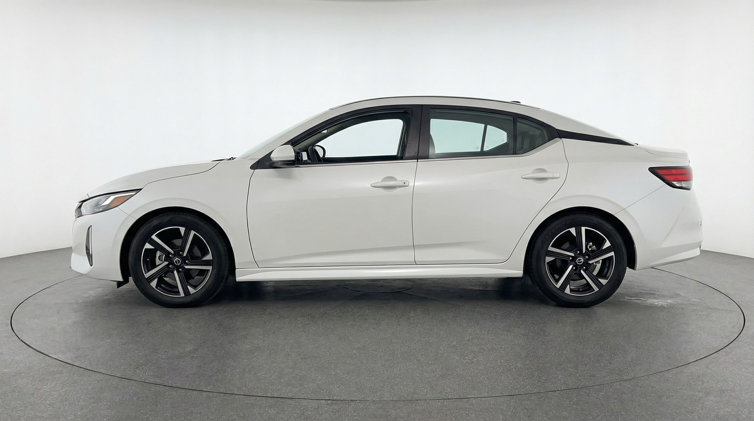 Thumbnail: 2025 Nissan Sentra - 4