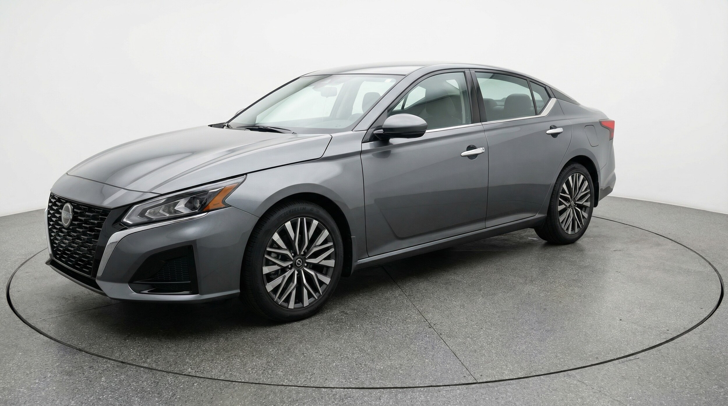 Thumbnail: 2025 Nissan Altima - 3