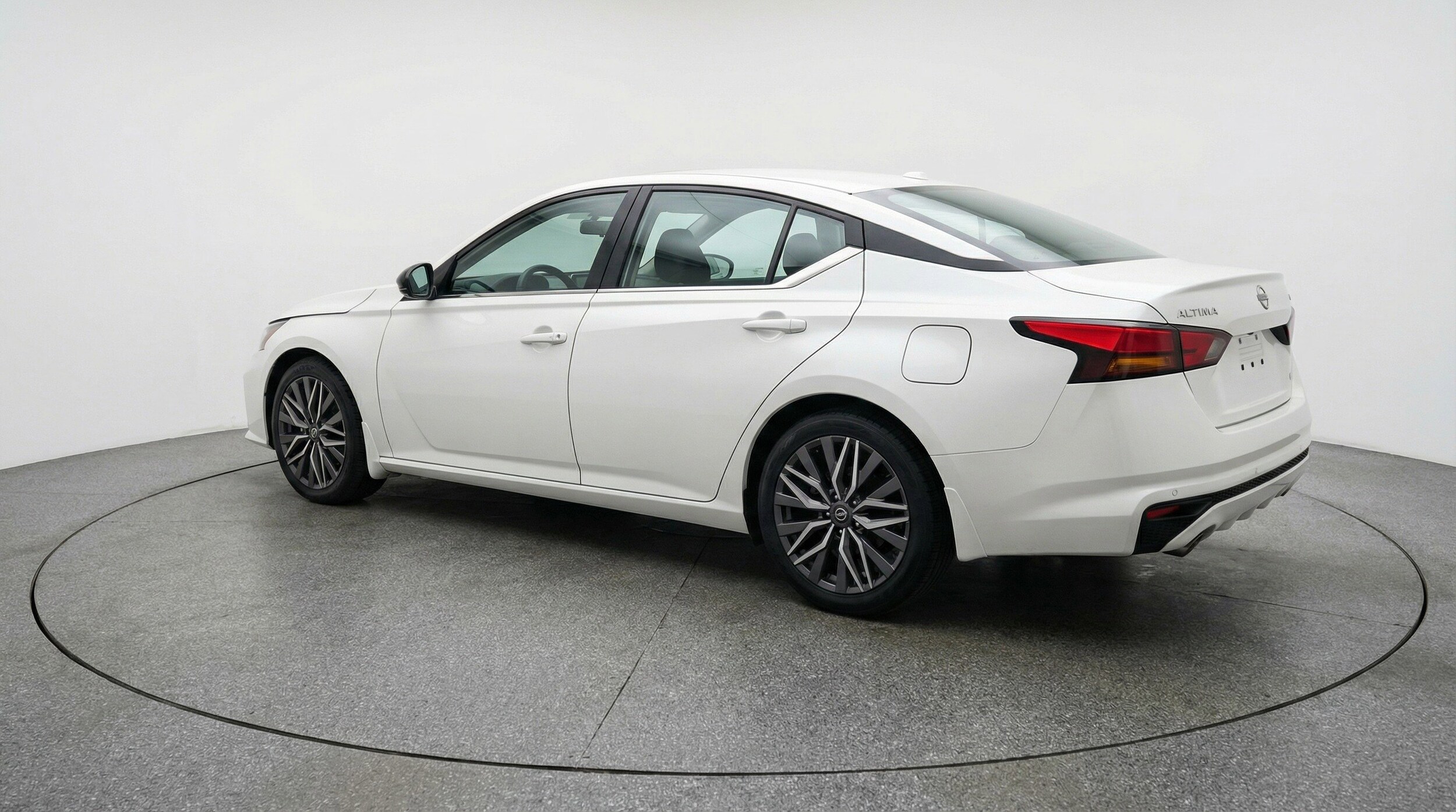 Thumbnail: 2025 Nissan Altima - 6