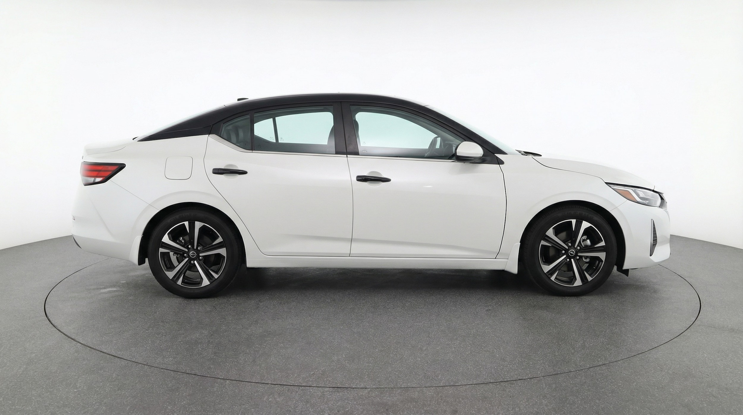 Thumbnail: 2025 Nissan Sentra - 8