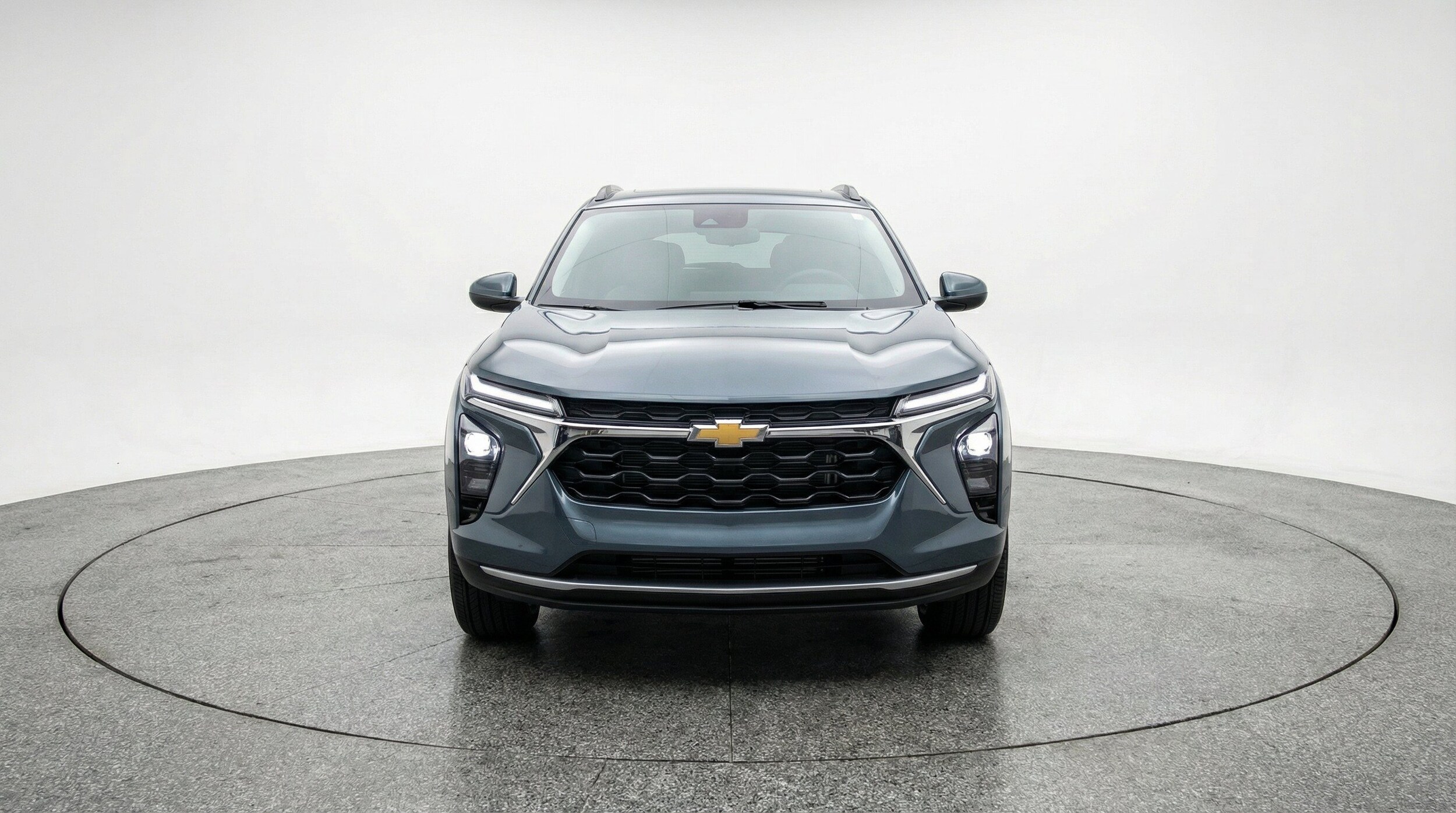 Thumbnail: 2025 Chevrolet Trax - 2