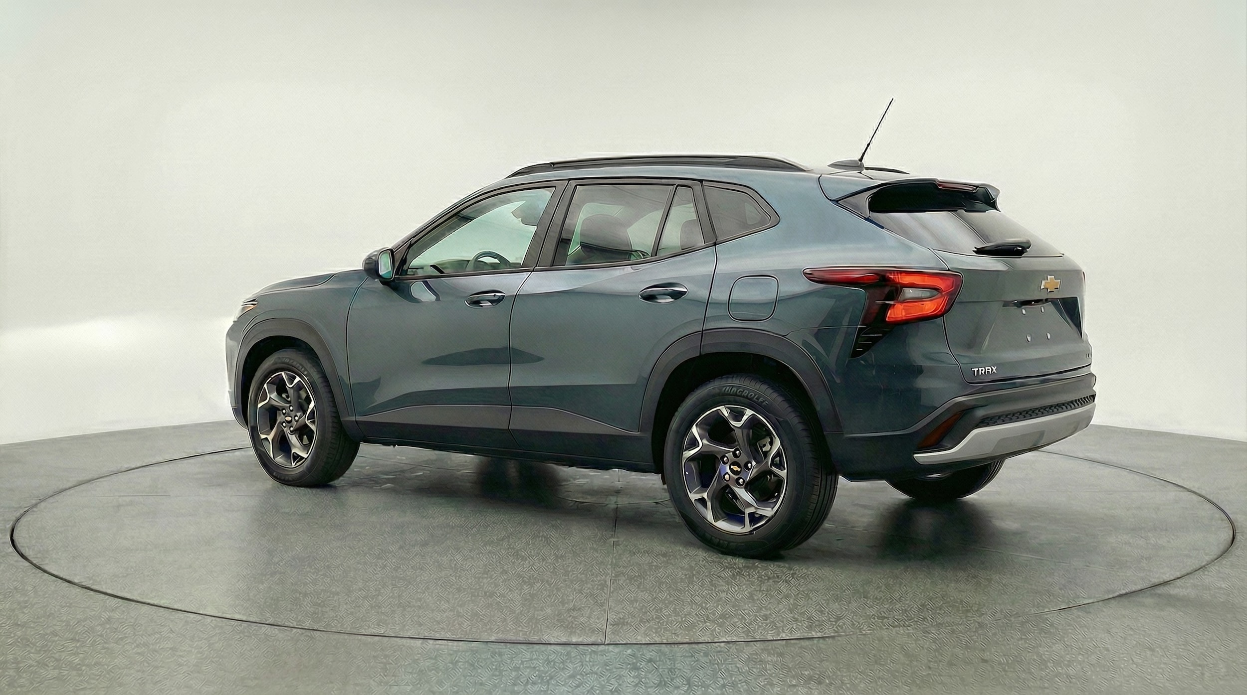 Thumbnail: 2025 Chevrolet Trax - 5