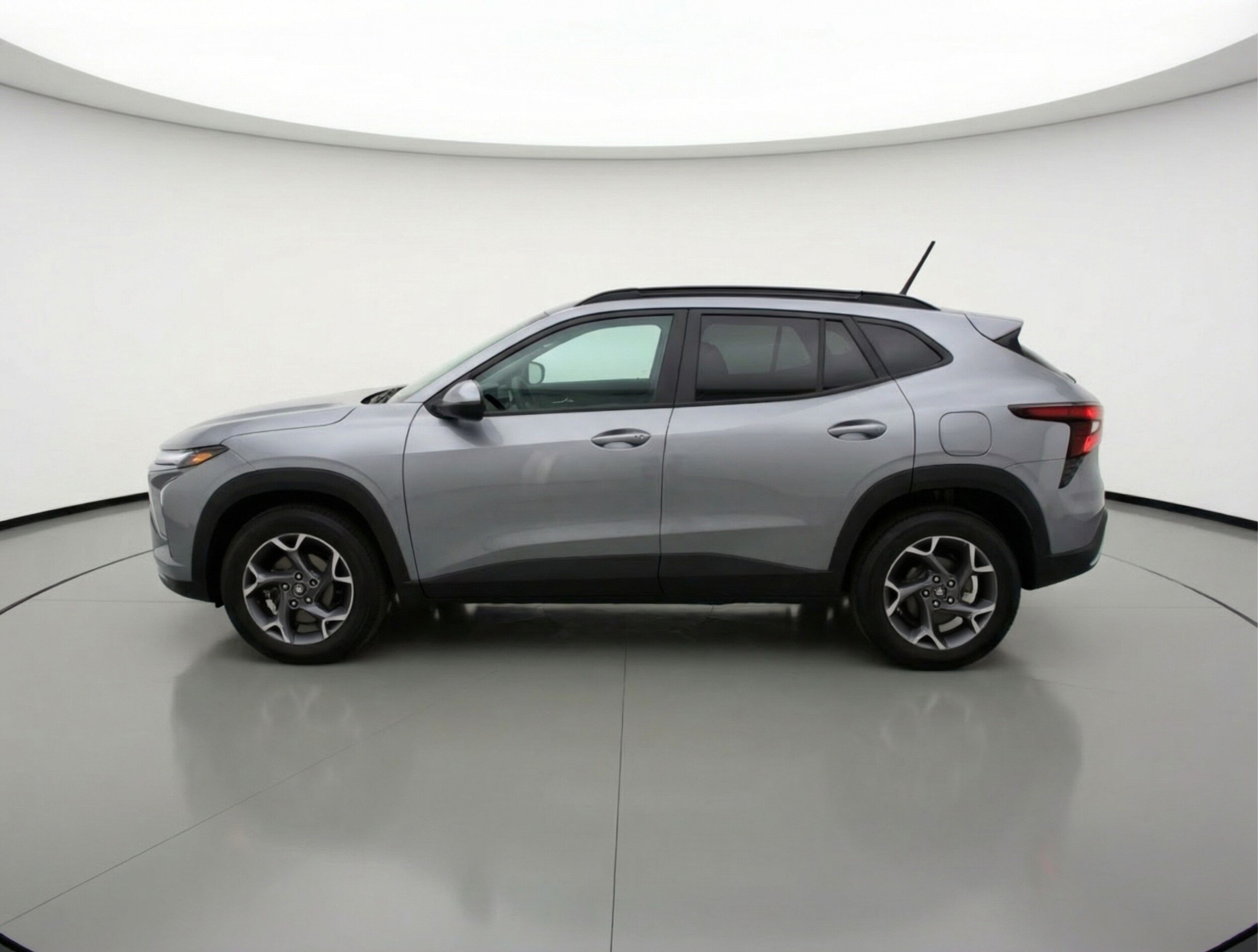 Thumbnail: 2025 Chevrolet Trax - 4