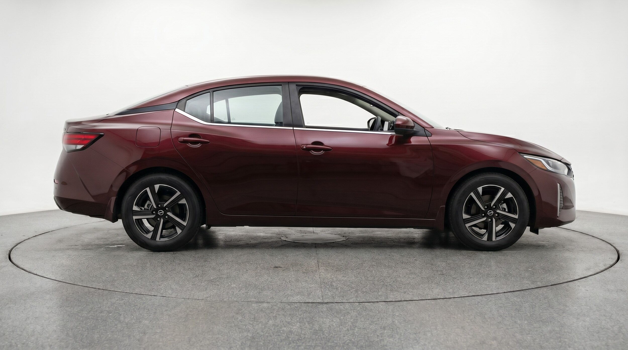 Thumbnail: 2025 Nissan Sentra - 8